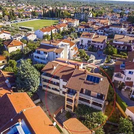 Apartments Mir Fažana Eksteriør billede