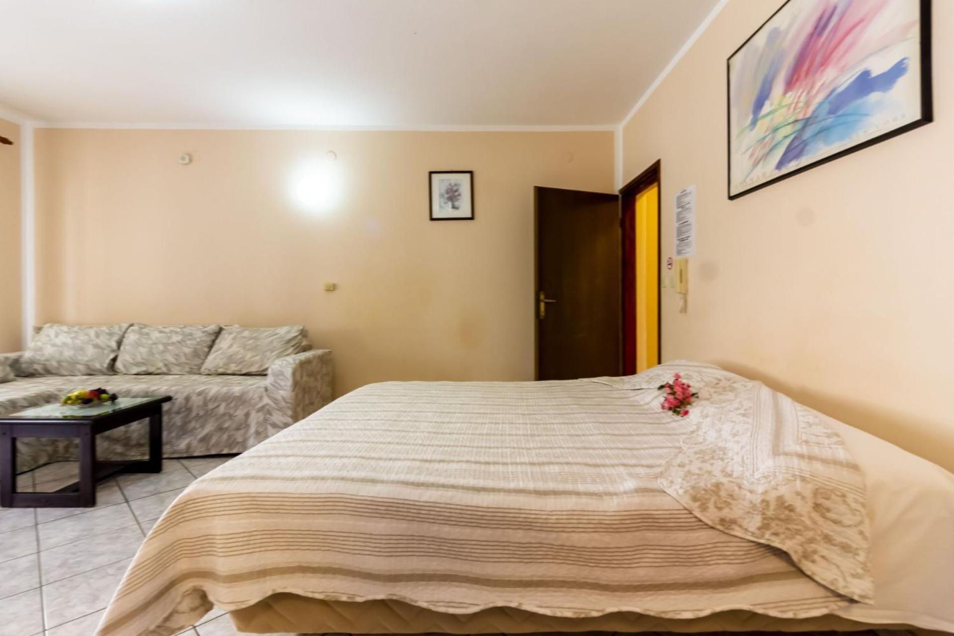 Apartments Mir Fažana Eksteriør billede